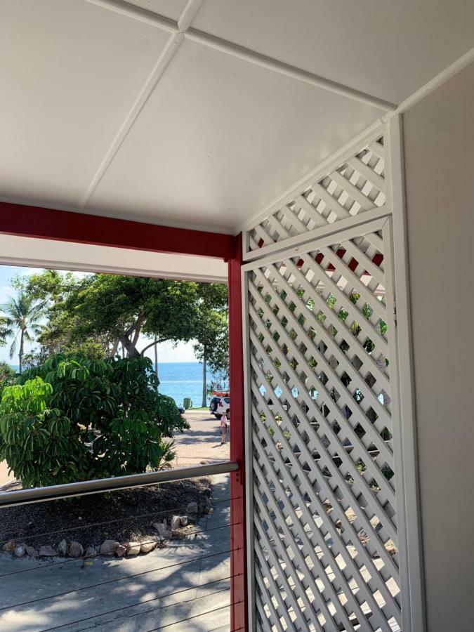 Horseshoe Bay Resort Bowen Bagian luar foto